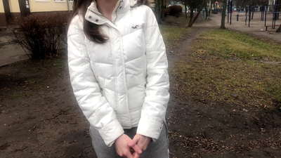 פרעמדער פֿאַר די געלט סאַקט און פאַקט. רוסיש ליבהאָבער. מיט רעדן.